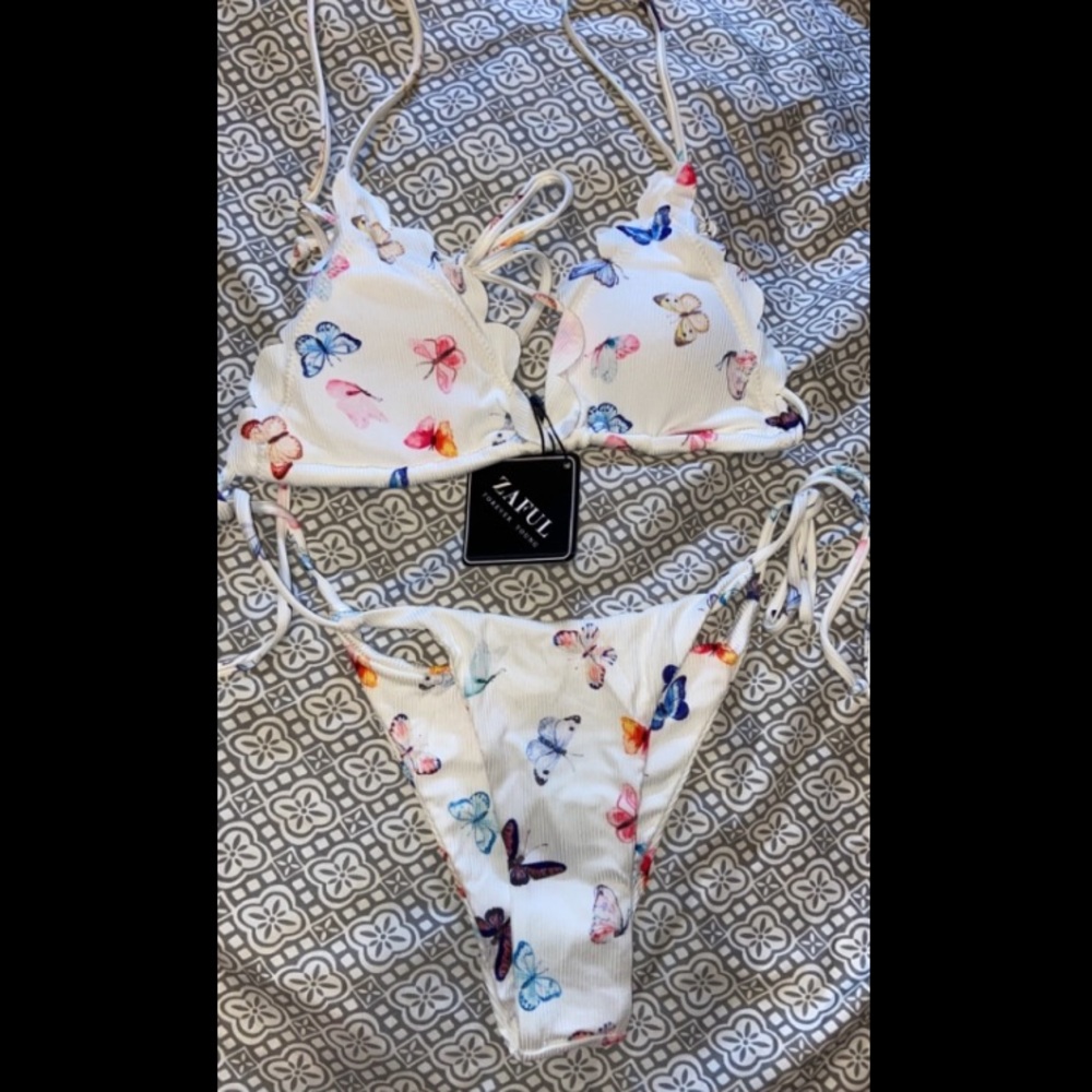 NWT ZAFUL🤍💖🦋 White bikini size small!❤️‍🔥